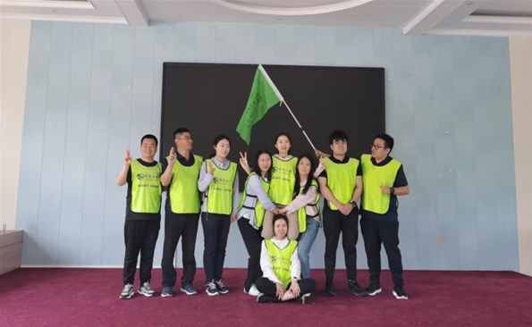 ��ӱ��������Э�����ջ������ɼ��У�����������Ͷ��������������������չѵ����ʵ